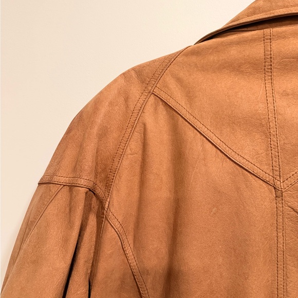Vintage Leather Bomber Jacket - Picture 8 of 9